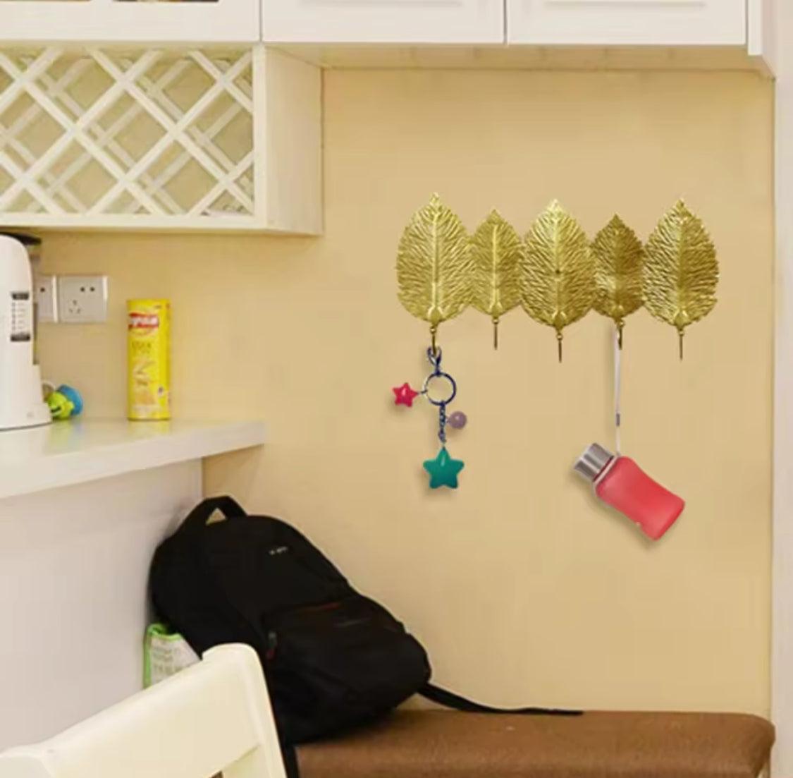 Multipurpose Metal Leaf Shape Hook, European Style Wall Key Hanger, Creative Wall Hook Rack Multipurpose Metal Leaf Shape Hook, European Style Wall Key Hanger, Creative Wall Hook Rack